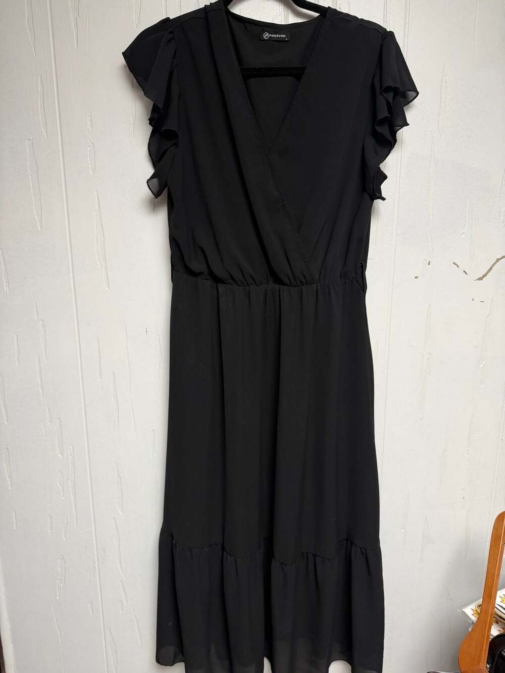 Dress Size L Black wire one time for a wedding